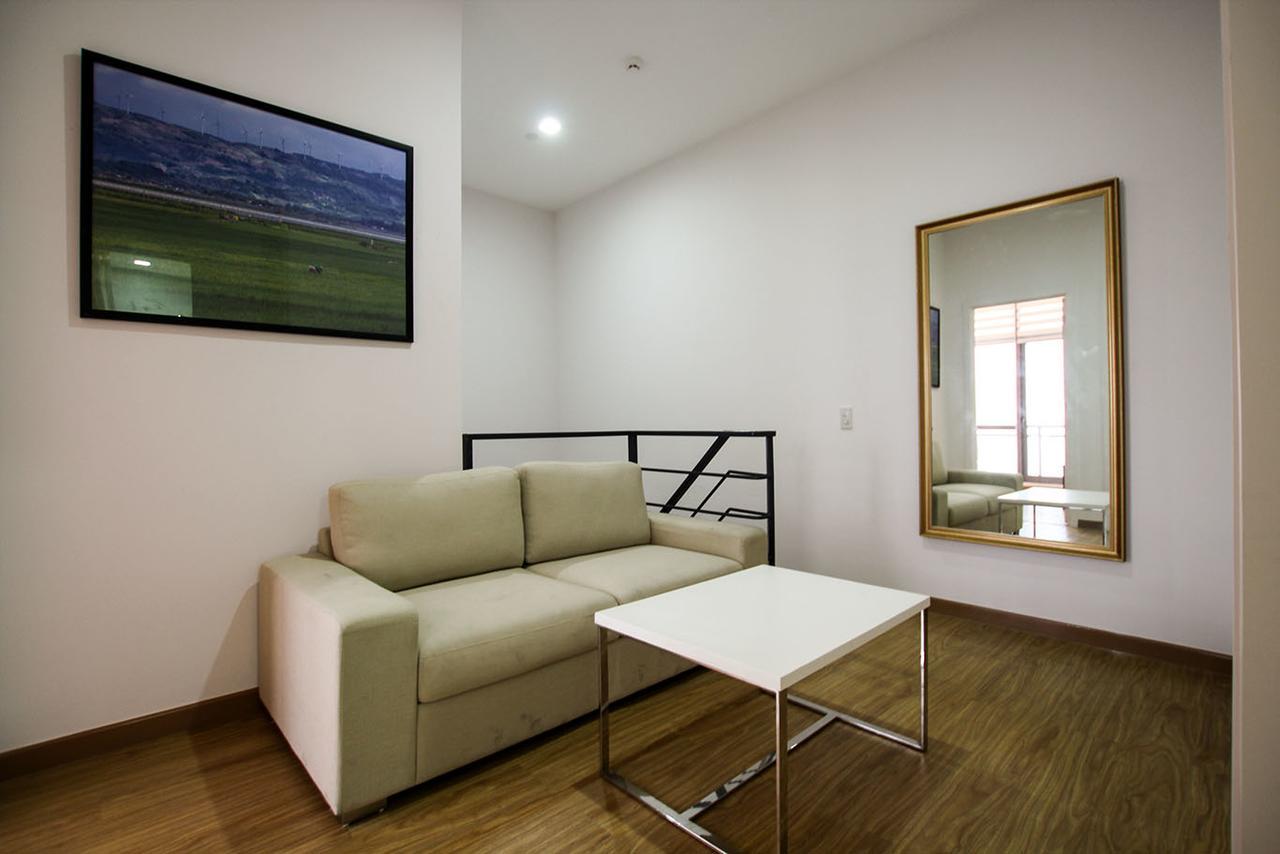 Siglo Suites @ The Acqua Private Residences Mandaluyong Esterno foto